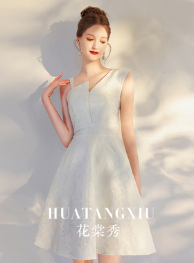 速发白色吊带生小pty小晚礼服裙日众个奢高端轻子订婚连衣裙短款