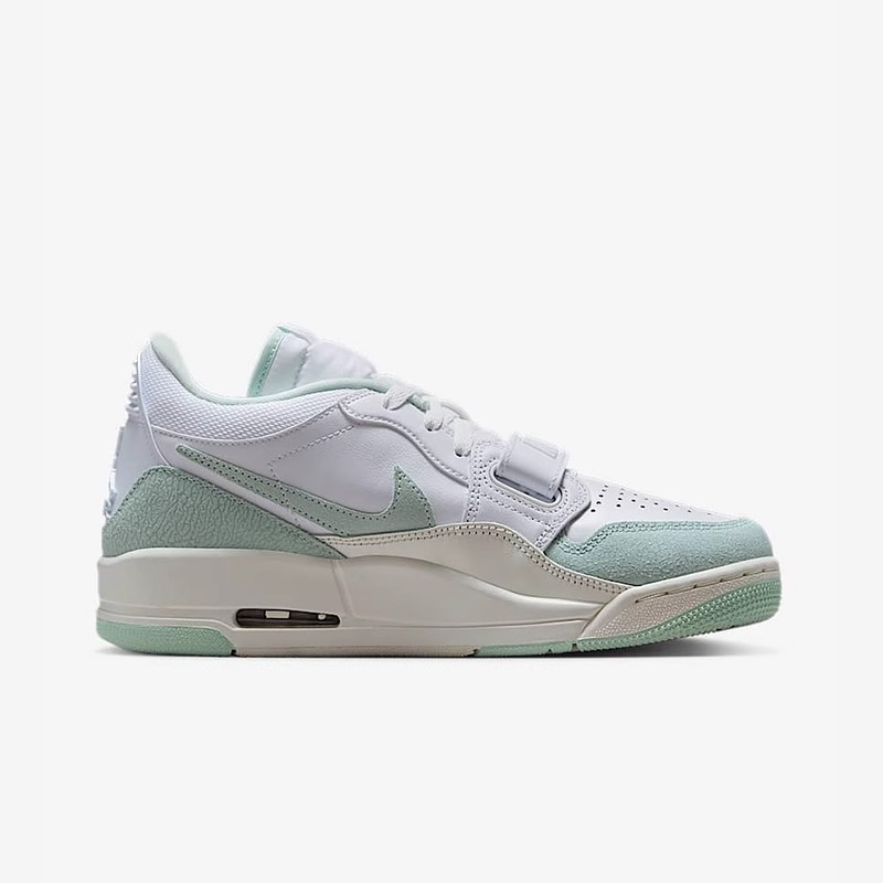 NIKE耐克女鞋乔丹系列JORDAN AJ312缓震运动低帮篮球鞋FQ7827-103