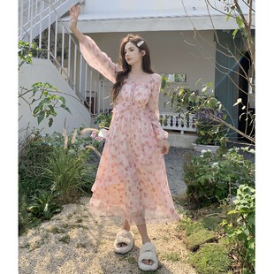 速发大码温柔领甜美方风连衣裙早秋法式裙子收腰碎花裙