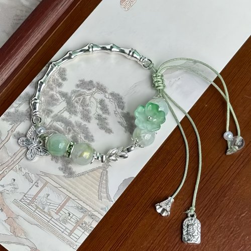 新中式竹节绿色串珠蝴蝶半镯流苏手链女款国风设计复古清冷感手串