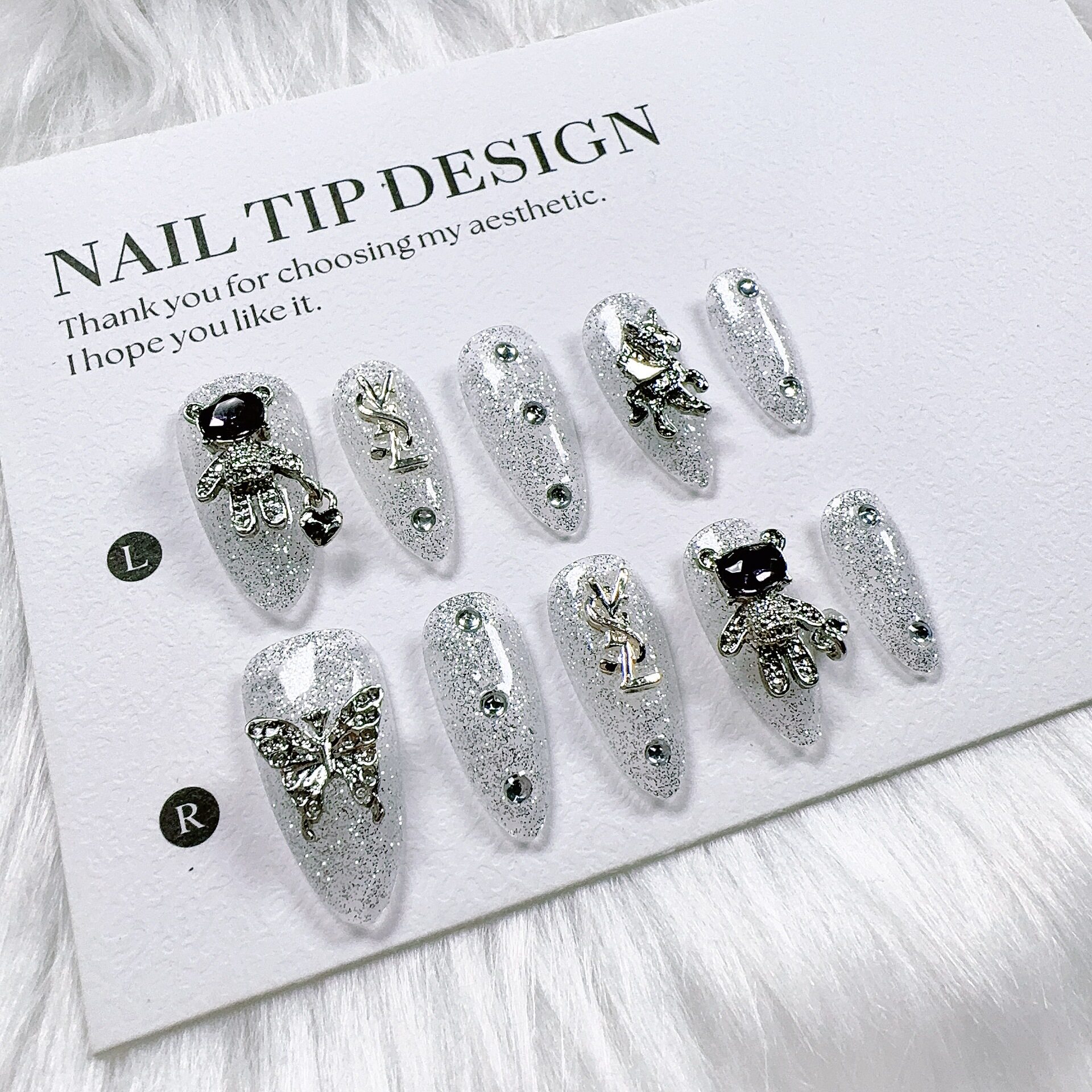 2025新款手工穿戴甲小熊锆石爱心饰品轻奢美甲微镶满锆金银色指甲