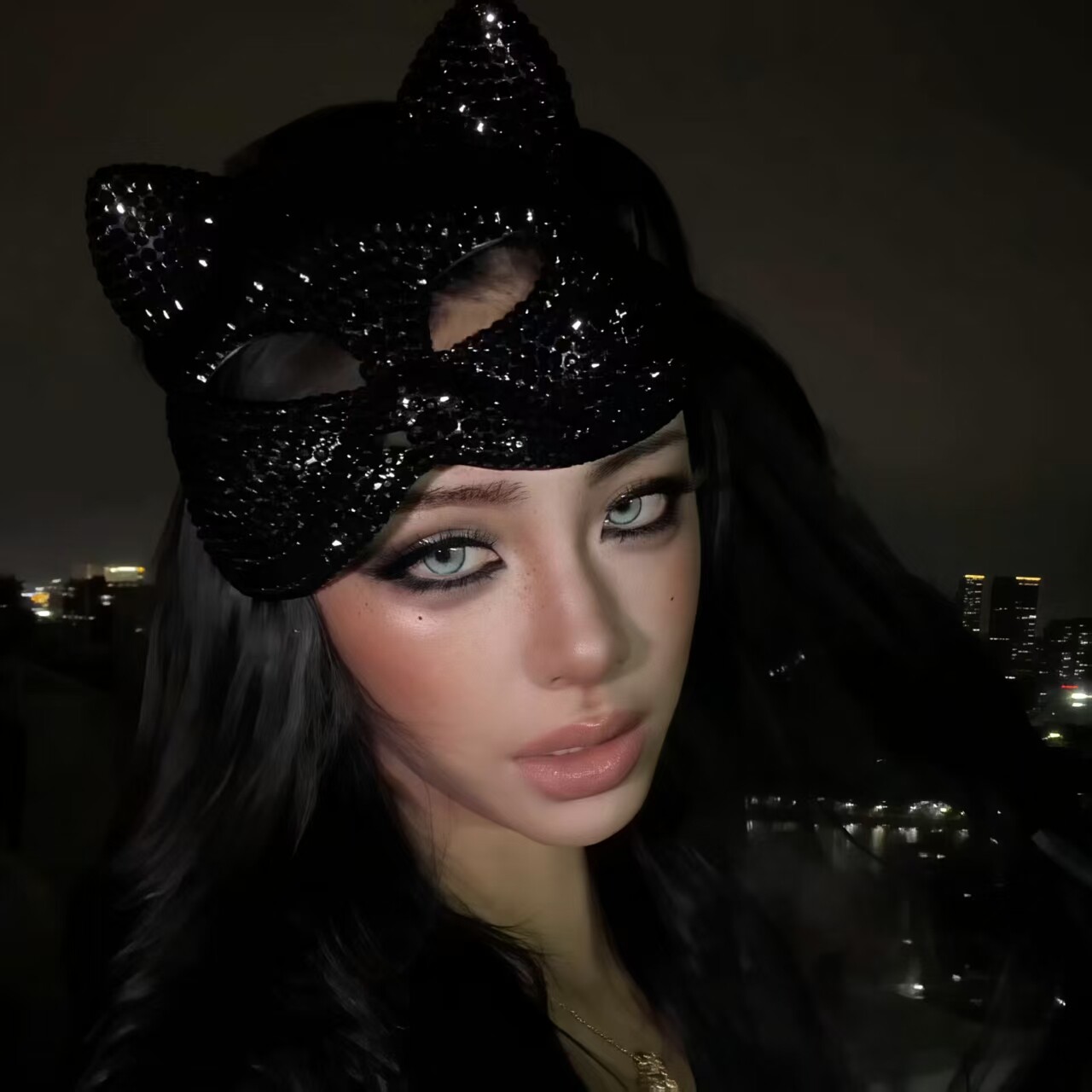 万圣节满钻猫咪面具派对聚会头饰性感水钻面饰氛围感拍照出片道具