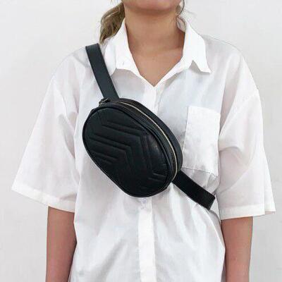 斜挎包Chest Handbag Red Black Fashion Hight Quality椭圆腰包