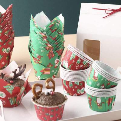 50 Christmas cupcake Paper Festive Mood Muffin Cup oiled