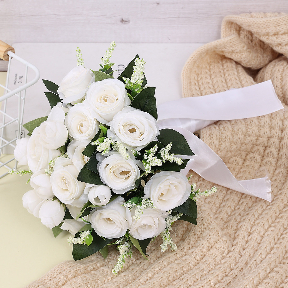 新款新娘高级梦幻紫玫瑰白色玫瑰香槟色玫瑰仿真玫瑰手捧花