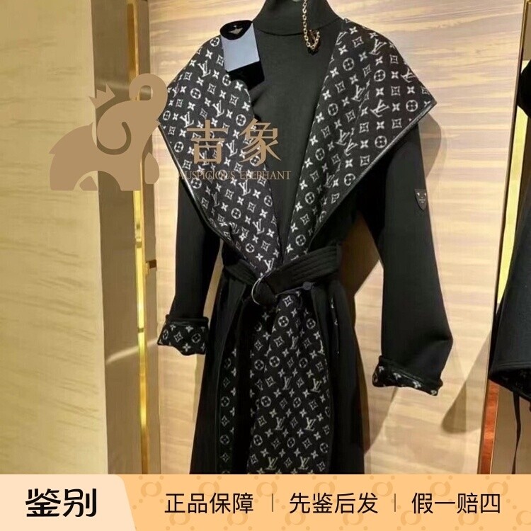 Lv路易威登2024新款女装 Monogram围裹双面羊毛连帽大衣1A4PE7