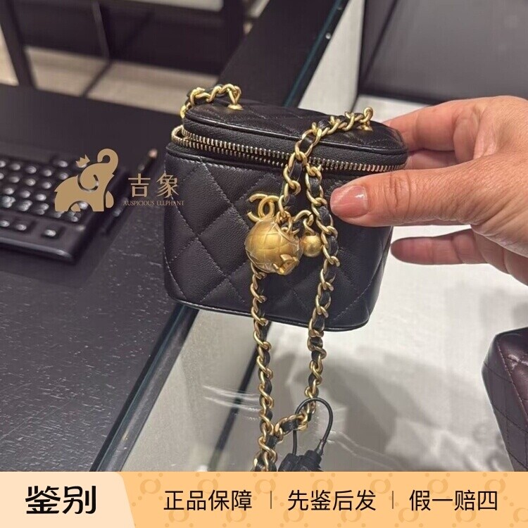 Chanel香奈儿25A新款女包黑金菱格纹小金球方盒子包斜跨包