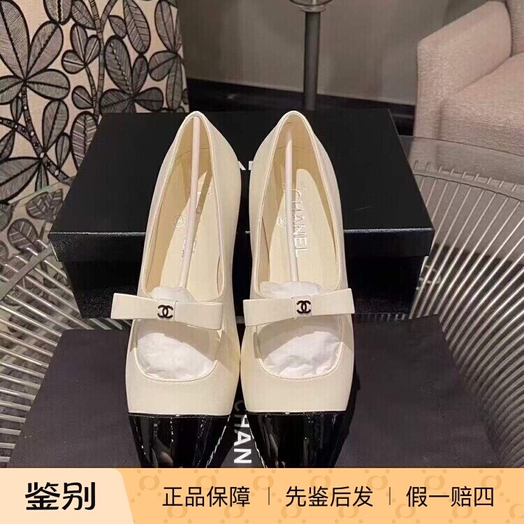 Chanel新款黑白拼色蝴蝶结平底鞋