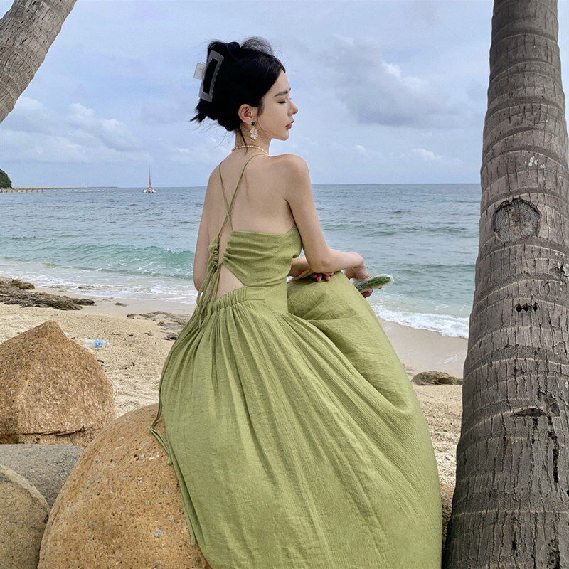 速发海南三亚旅行穿搭网红绿色显白海边度假连衣裙露背吊带沙滩裙