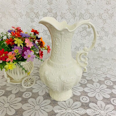 法式复古奶油色布兰妮立体浮雕陶瓷家居插花瓶创意客厅装饰品摆件