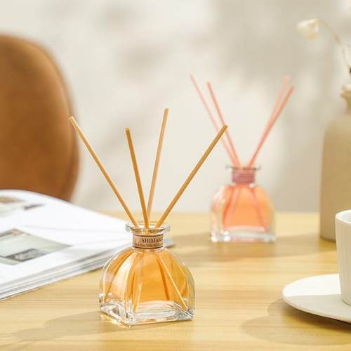 抖音爆款无火香薰精油车载酒店卧室家居除臭空气清新厂家代采