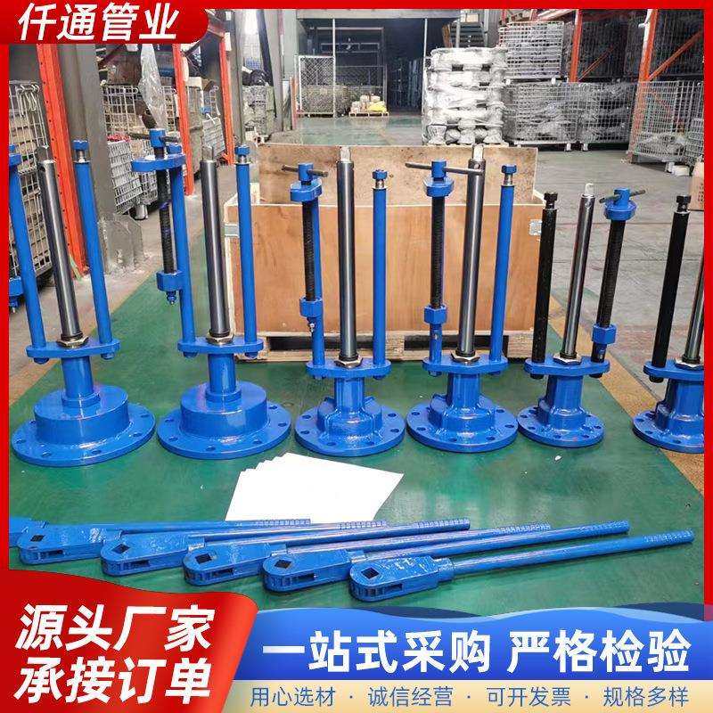 塑料管道带压带水钻孔手动不停水打孔机现场开孔作业法兰连接丝扣