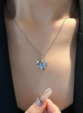 钛钢不褪色蓝色锆石爱心项链