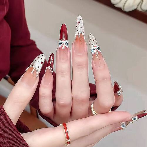 纯手工儿童穿戴甲女童美甲2025新年醒狮红色法式中长款秋冬高级猫