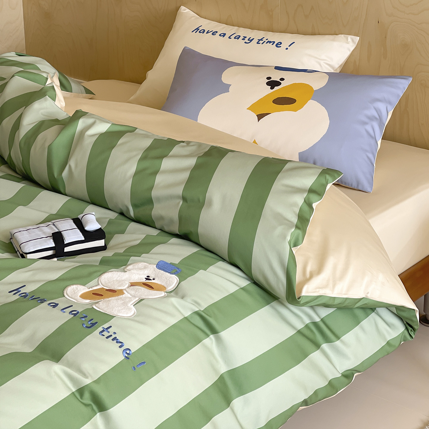 长绒棉贡缎床品四件套数码印花卡通小狗贴布绣被套纯棉床单四季款