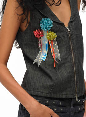 oinimi 海洋之森 奇趣精致徽章胸花 珊瑚撞色多材质胸针 百搭利器