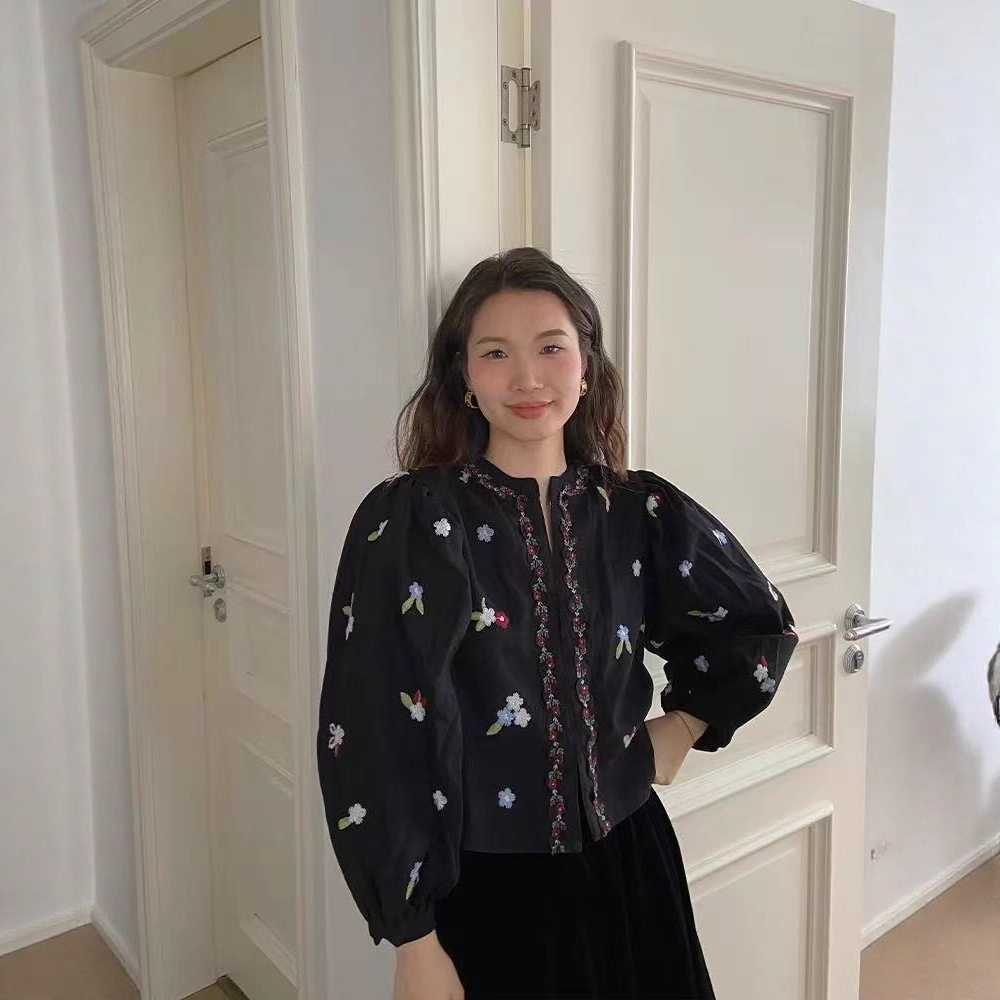 maSande法式外套浪漫彩色碎花刺绣灯笼袖短外套肌理斜纹丝绒夹克
