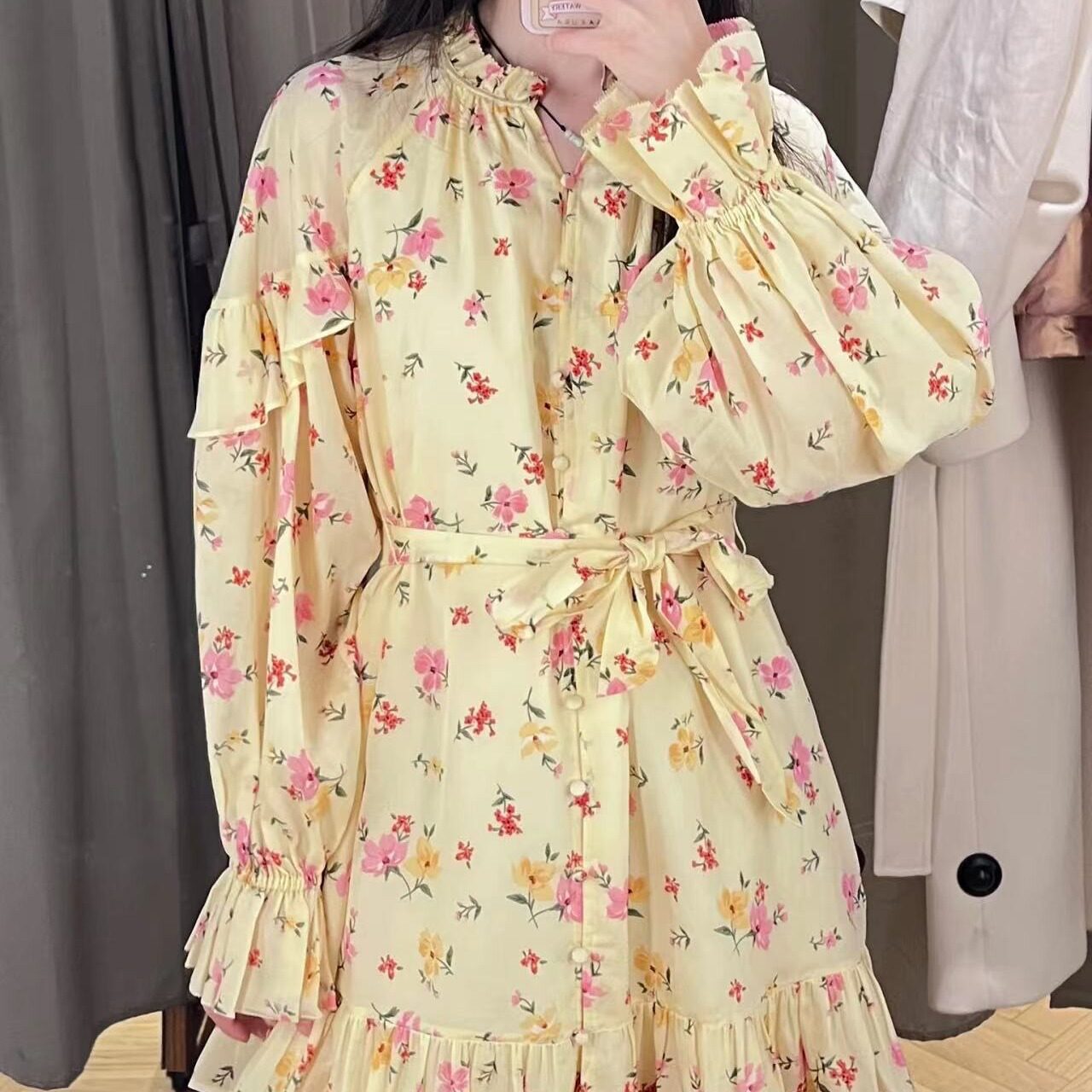 甜美连衣裙女2024新款荷叶花边立领宽松泡泡袖大码连衣裙夏季法式