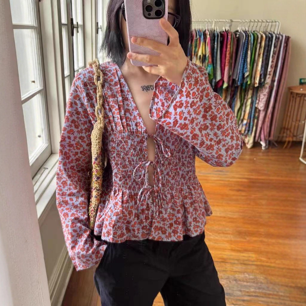 法式衬衫女夏2025新款田园碎花蝴蝶结系带收腰V领长袖棉质衬衫女