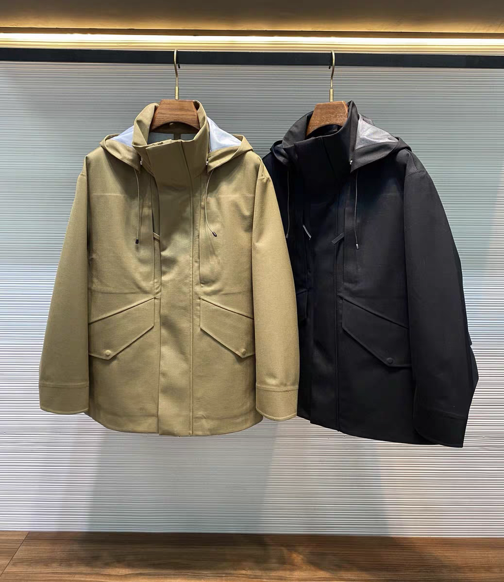 老钱风男款秋冬绵羊毛户外压胶防风防水面料连帽冲锋衣夹克外套