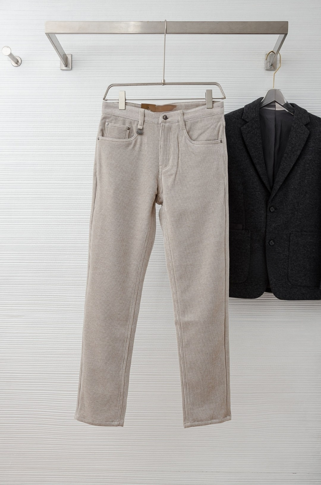 老钱风男装2025秋冬新款时尚纯色直筒长裤男士保暖灯芯绒休闲裤