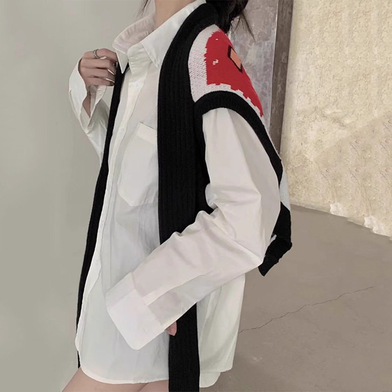 春装2026新款设计感小众卡通马甲女宽松无袖外穿披肩网红复古上衣