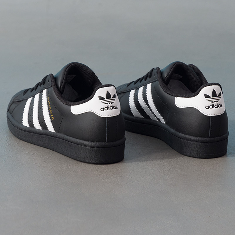 阿迪达斯三叶草休闲男鞋女鞋商场同款低帮金标贝壳头运动鞋EG4959