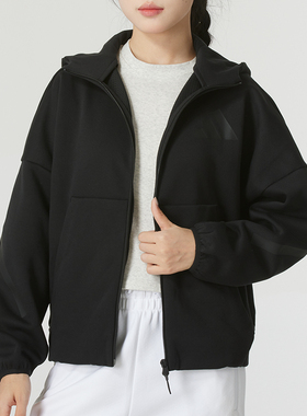 阿迪达斯正品女25秋新款黑色简约休闲夹克透气运动外套JE7848