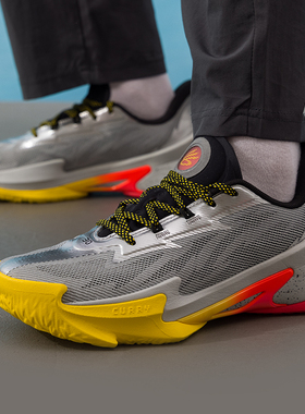 安德玛篮球鞋男鞋冬季新款篮球鞋CURRY SERIES 7运动球鞋