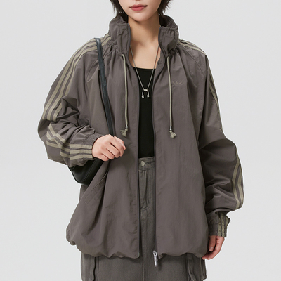 阿迪达斯三叶草女装梭织夹克外套2026春季新款休闲运动服KR2625