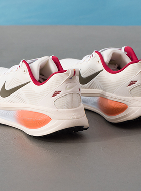 NIKE耐克官方正品男鞋冬季新年款运动鞋马年迈柔18脱缰系列跑步鞋
