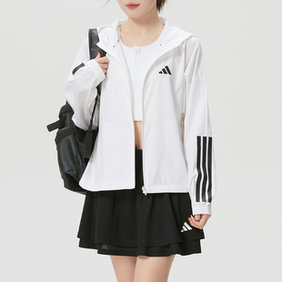 adidas阿迪达斯女装 跑步健身运动服KC7655 白色梭织夹克外套26新款