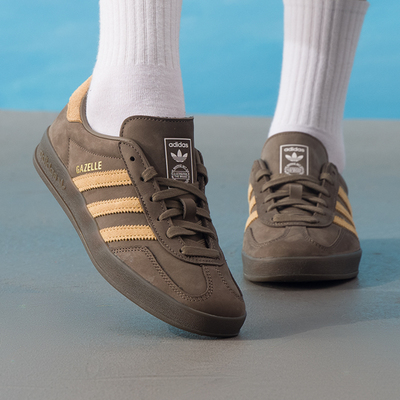 阿迪达斯正品官方2025新款冬季三叶草T头德训鞋板鞋 JQ8386