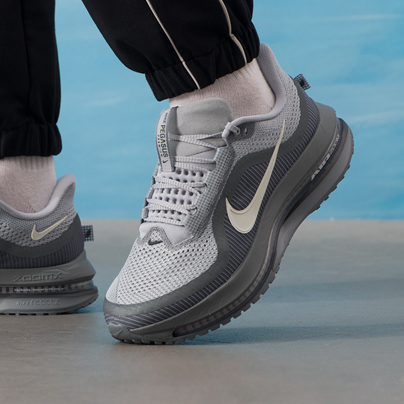 NIKE耐克男鞋2026春季新款运动鞋PEGASUS PREMIU缓震跑步鞋HQ2592