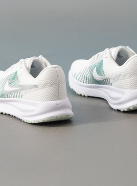 NIKE耐克女鞋跑步鞋2026春新款RUN DEFY健身训练运动鞋HM9593-122