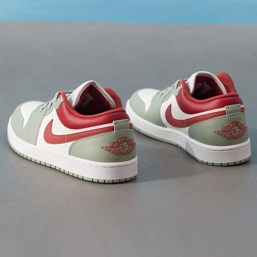 NIKE耐克AJ1男鞋篮球鞋25新款低帮运动鞋JORDAN休闲鞋553558-133