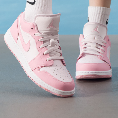 NIKE耐克女鞋粉色休闲鞋25新款JORDAN AJ1运动鞋板鞋553560-614