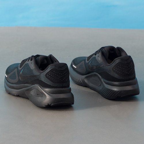 耐克（NIKE）男鞋 新款冬季运动跑鞋structure 26缓震轻便透透气