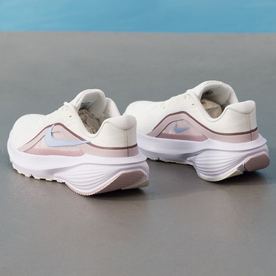 NIKE耐克女鞋跑步鞋25冬季新款低帮厚底老爹鞋训练鞋运动鞋IB1899