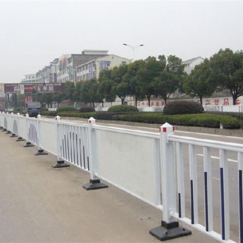 速发锌钢交通道路广告版护栏物业小区商场隔离宣传围栏挡板铁艺栏
