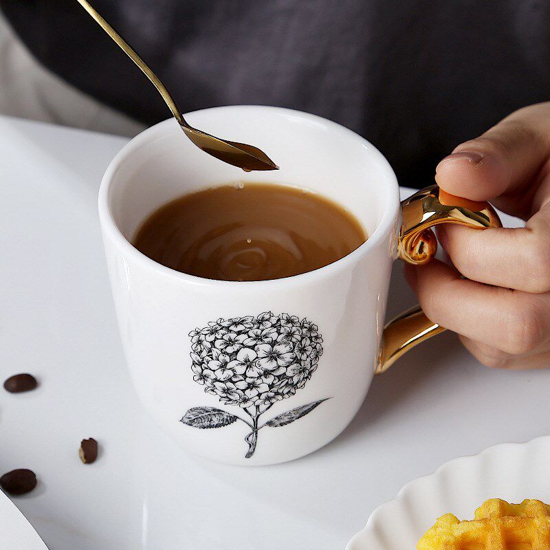 速发向金咖啡杯套装 欧式简约小号陶瓷杯奢把马克杯植物轻日葵花