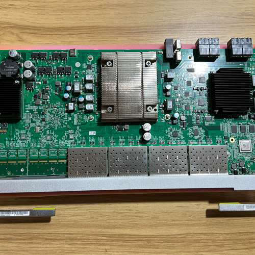 议价9.8成新能用   A1EX16S