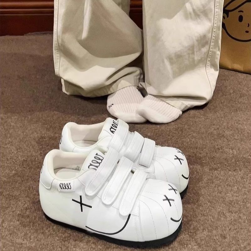 丑萌大头内增高女鞋休闲2025新款魔术贴百搭小白时尚学生韩版女款