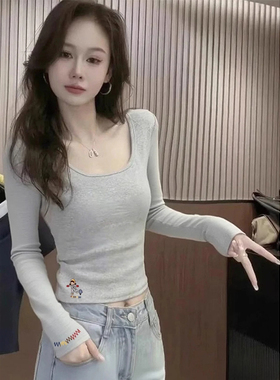 灰色u领长袖t恤女2025早秋季新款修身内搭短款低领打底衫体恤上衣