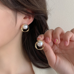 925纯银针珍珠耳环女高级感轻奢2025新款耳饰品小众设计法式耳钉