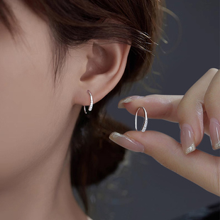925纯银闪钻几何耳环女小众轻奢素圈养耳洞耳钉2025新款爆款耳饰