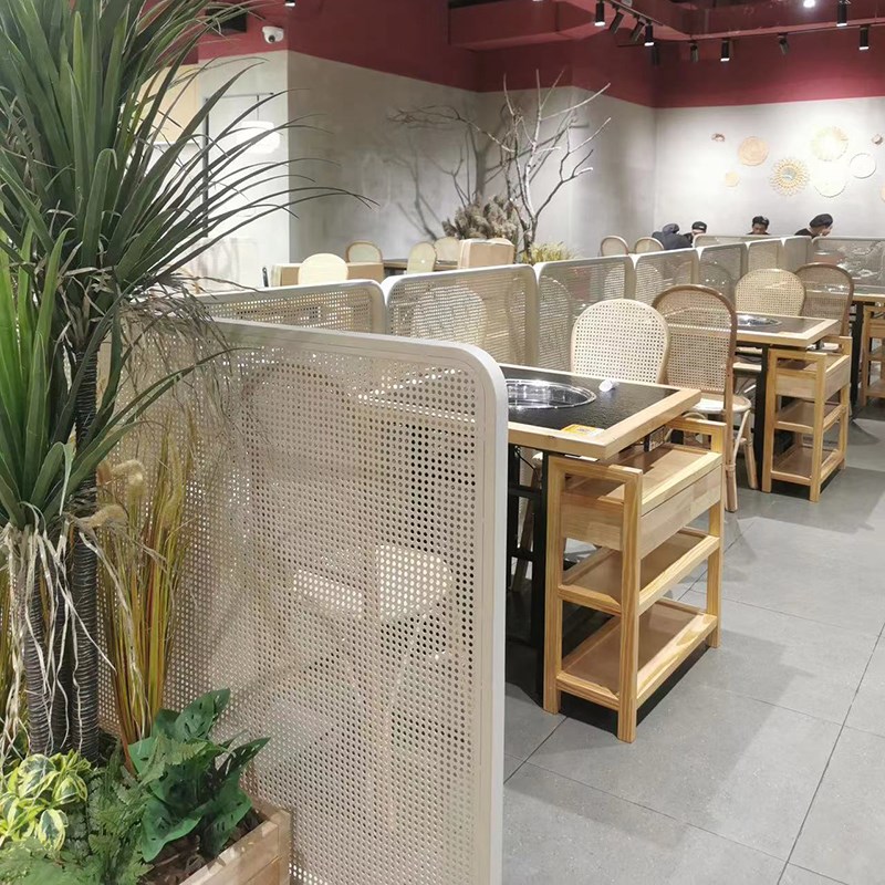 商用餐厅卡座矮隔断铁艺网格藤编屏风火锅店餐馆过道半墙加高围栏