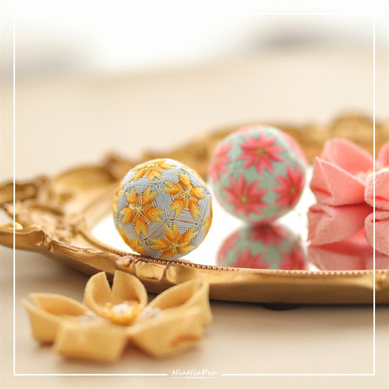 繁花手鞠球diyk材料包 手工刺绣车挂配饰 送男朋友七夕情人节礼物