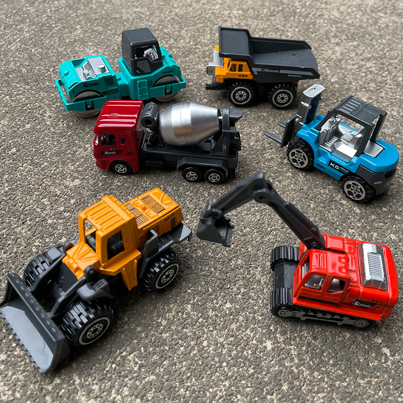 儿童玩具滑行合金小汽车挖掘机翻斗车搅拌车叉车一岁宝宝2-4男孩3