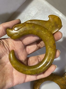 红山文化老玉古玉龙勾C龙玉猪龙挂件高古玉收藏
